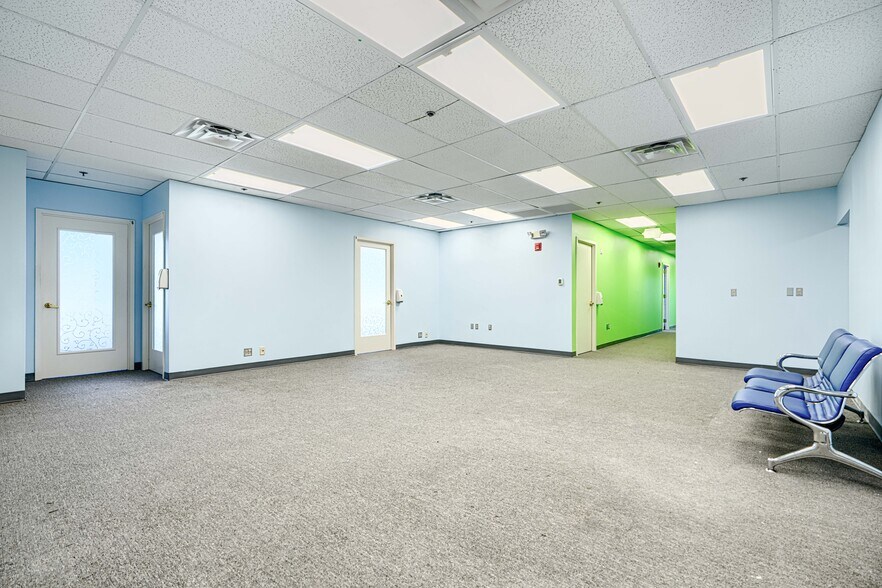 More Photos Of 8815 Centre Park Dr, Columbia Medical For Lease