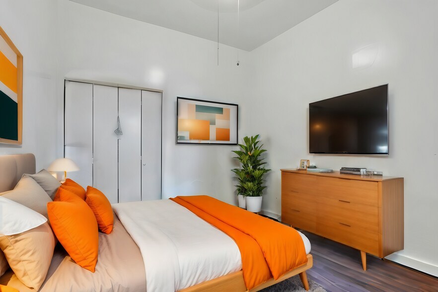 More Photos Of 397 Communipaw Ave, Jersey City Apartments For Sale