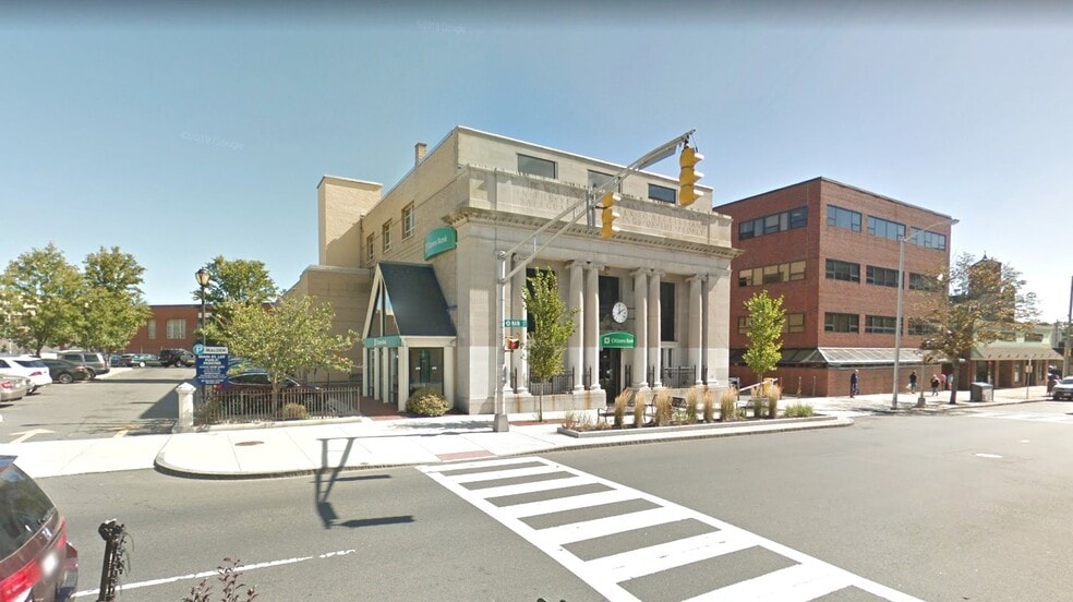 More Photos Of 399 Main St, Malden Storefront Retail Office For Sale