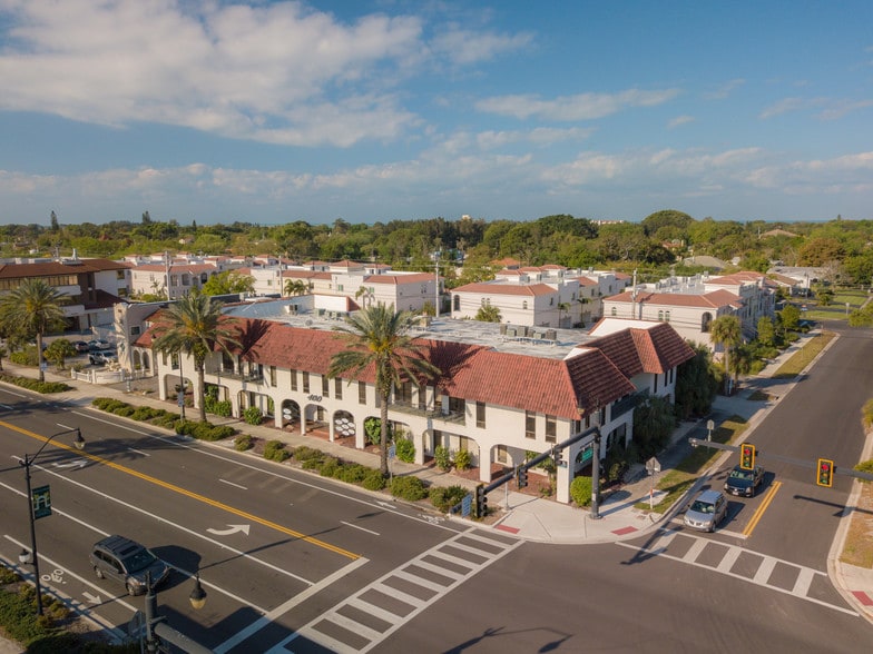 Primary Photo Of 400 S Tamiami Trl, Venice Medical For Lease