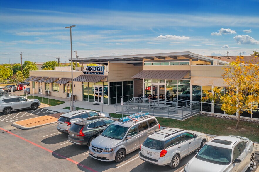 More Photos Of 11153 Westwood Loop, San Antonio Medical For Lease