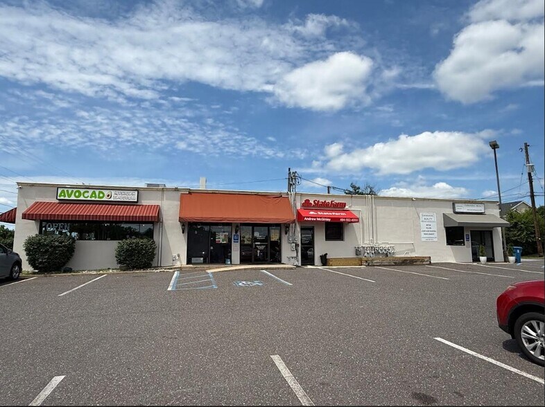 More Photos Of 3815 Ridge Pike, Collegeville General Retail For Sale