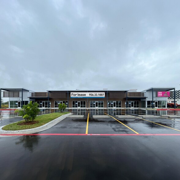 More Photos Of 500 W Trenton Rd, Edinburg Storefront For Lease