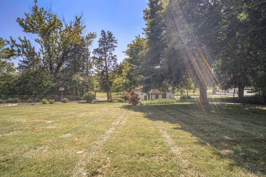 More Photos Of 1902 Jefferson Pike, Brunswick Lodge Meeting Hall For Lease
