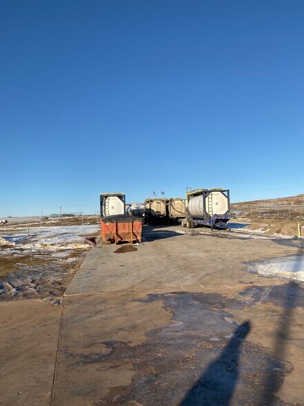 More Photos Of 10475 1st St SW, Killdeer Industrial For Sale