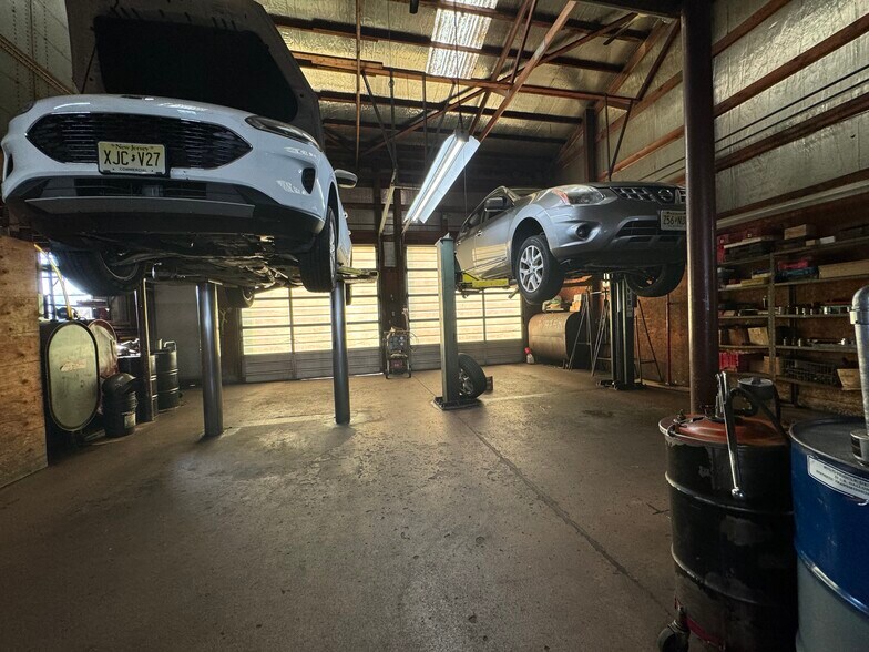 More Photos Of 937 Joyce Kilmer Ave, New Brunswick Auto Repair For Sale