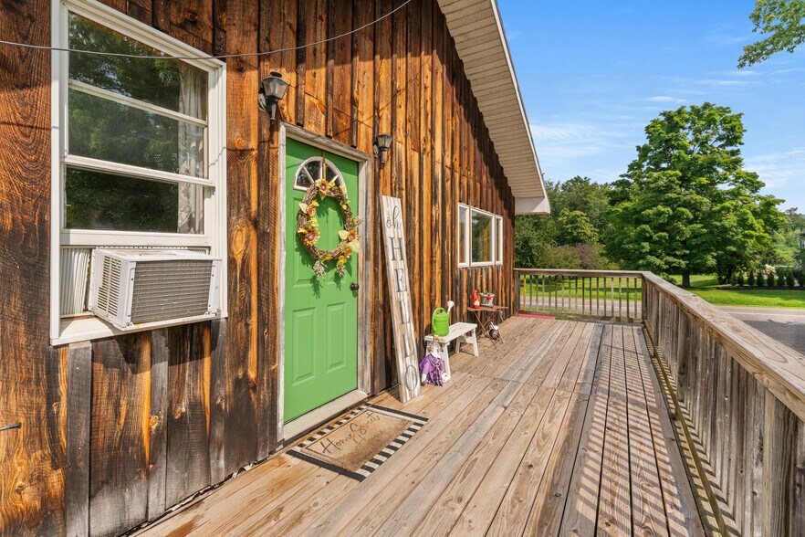 More Photos Of 2582 State Highway 7, Bainbridge Restaurant For Sale