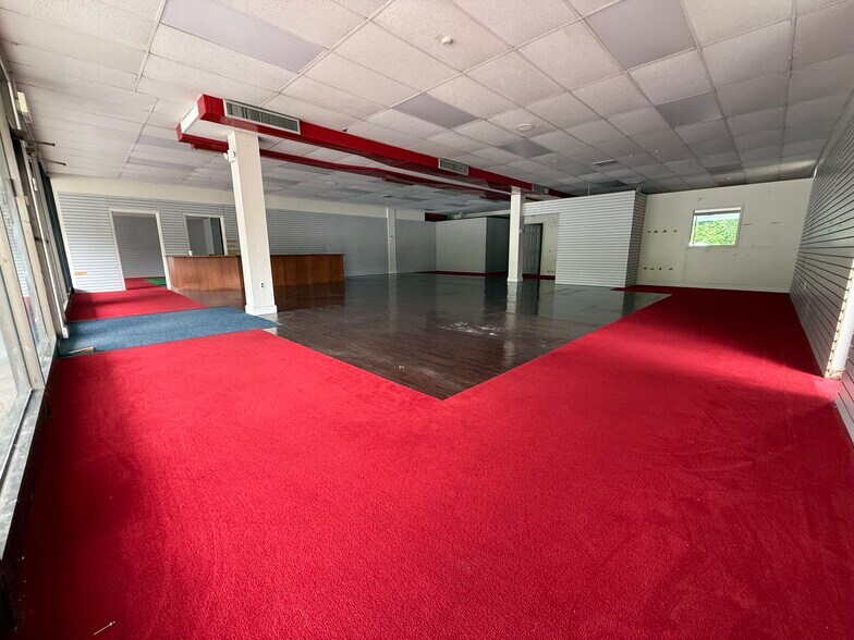 More Photos Of 15 Ethan Allen Hwy, Ridgefield Office For Lease