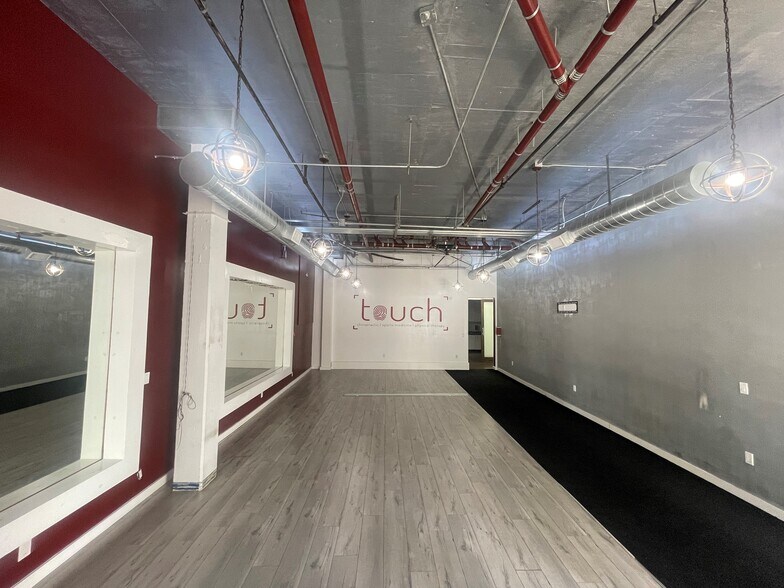 More Photos Of 585 Pine Ave, Long Beach Apartments For Lease