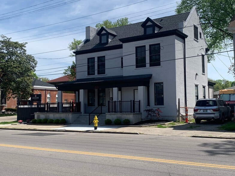 More Photos Of 4804 Whetsel Ave, Cincinnati Storefront Retail Residential For Sale