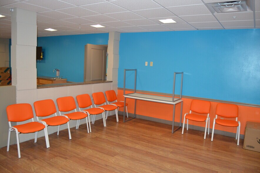 More Photos Of 2020 Flamingo Dr, Bartow Medical For Sale