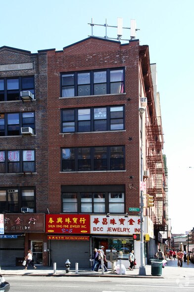 More Photos Of 167-169 Canal St, New York Office For Lease