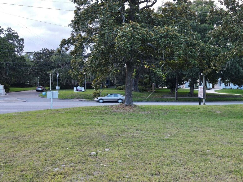 More Photos Of 1653 Spring Hill Ave, Mobile Land For Sale