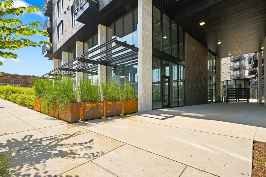 More Photos Of 801 12th Ave N, Nashville Apartments For Lease