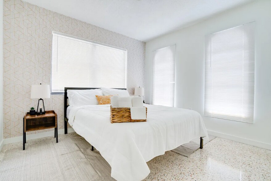 More Photos Of 1645 SW 7th St, Miami Apartments For Sale