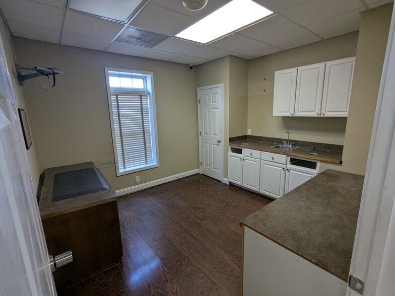 More Photos Of 362 Oakland Ave, Rock Hill Loft Creative Space For Lease