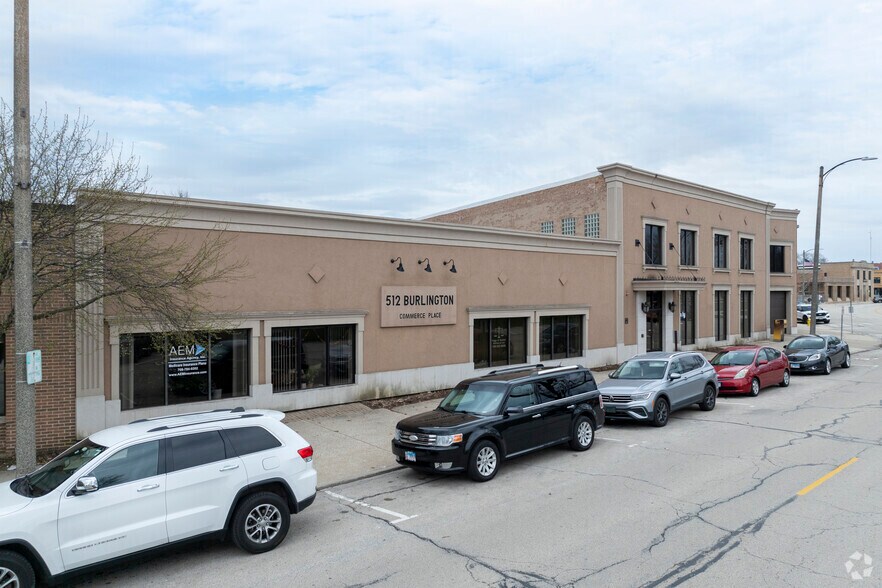 More Photos Of 512 W Burlington Ave, La Grange Office For Sale