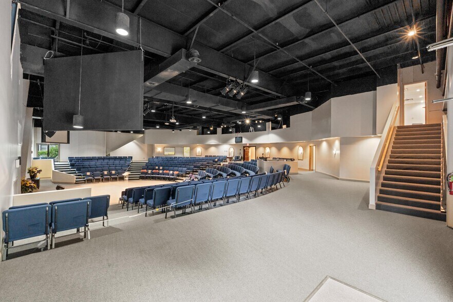 More Photos Of 1975 Haggard Ct, Lexington Religious Facility For Sale