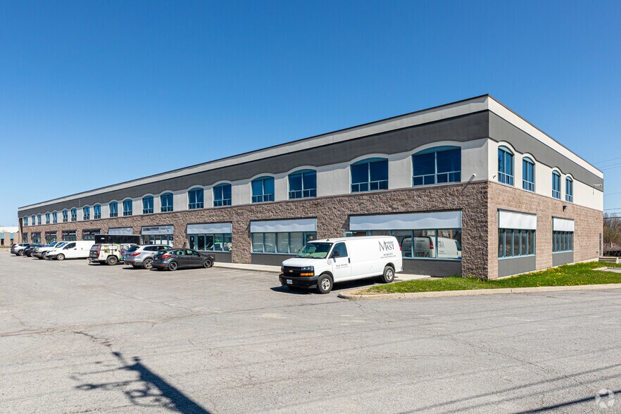More Photos Of 5390 Canotek Rd, Ottawa Light Manufacturing For Lease