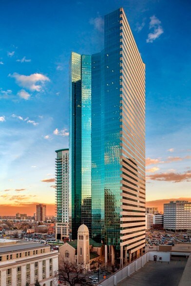 More Photos Of 1999 Broadway, Denver Office For Lease