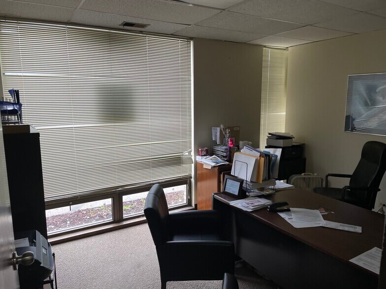 More Photos Of 9999 W Roosevelt Rd, Westchester Office For Sale