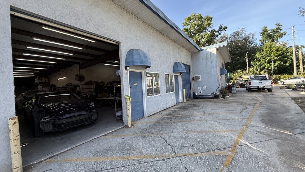 More Photos Of 5508 Benchmark Ln, Sanford Warehouse For Sale