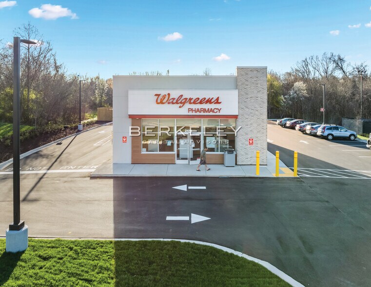 More Photos Of 2416 Randleman Rd, Greensboro Drugstore For Sale