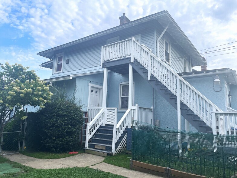 More Photos Of 119 Chester Pike, Norwood Daycare Center For Sale