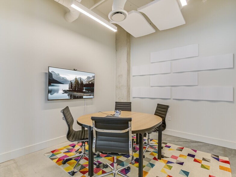 More Photos Of 1800 E 4th St, Austin Multifamily For Sale