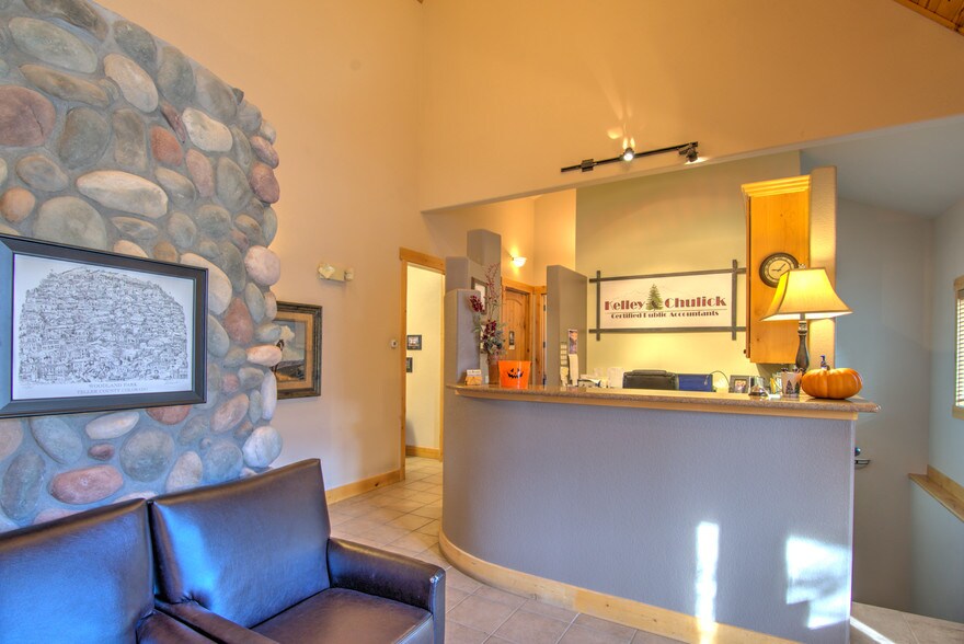More Photos Of 70 Morning Sun Dr, Woodland Park Loft Creative Space For Sale