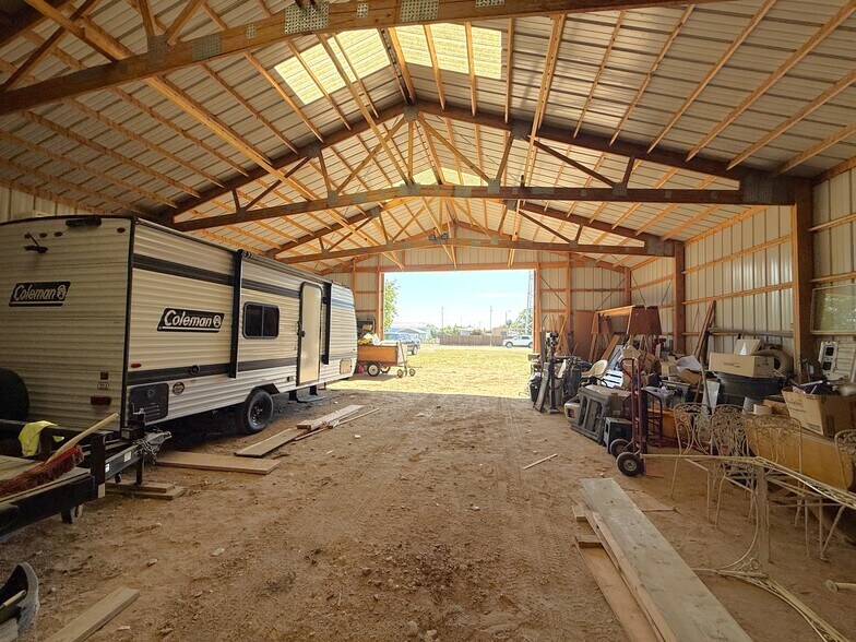 More Photos Of 309 Curtis st, Arriba Industrial For Sale