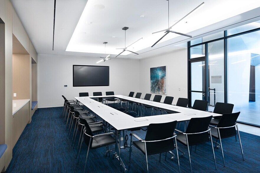 More Photos Of 1875 Century Park E, Los Angeles Office For Lease