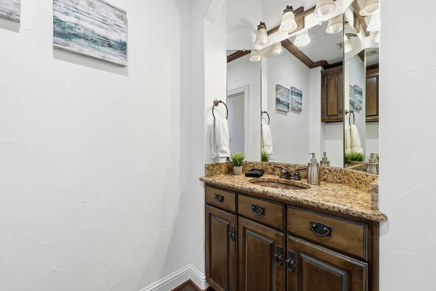 More Photos Of 5100 Mission Ave, Dallas Apartments For Sale