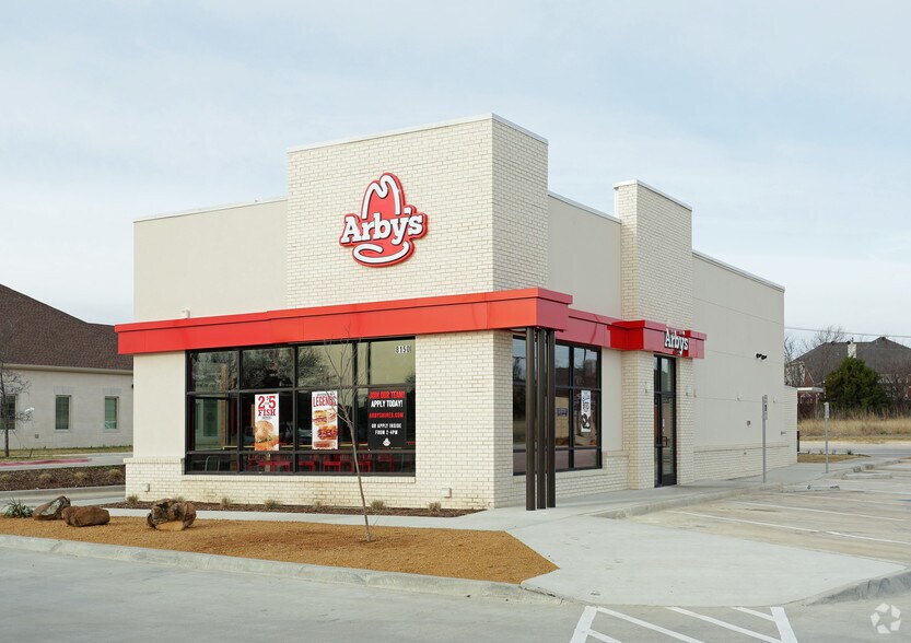 More Photos Of 8150 Matlock Rd, Arlington Fast Food For Lease