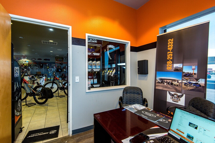 More Photos Of 2106 Highway 95, Bullhead City Auto Dealership For Sale
