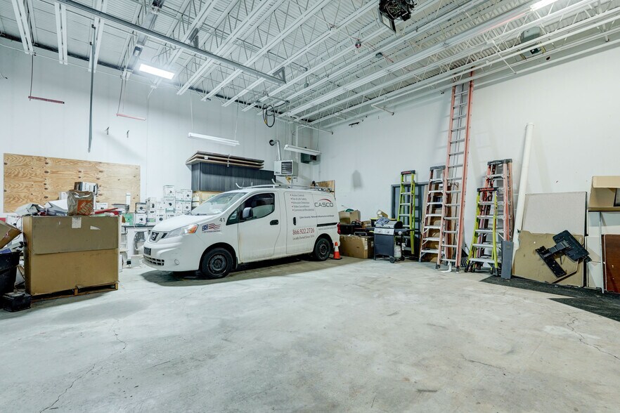 More Photos Of 40 Rutter St, Rochester Office For Sale