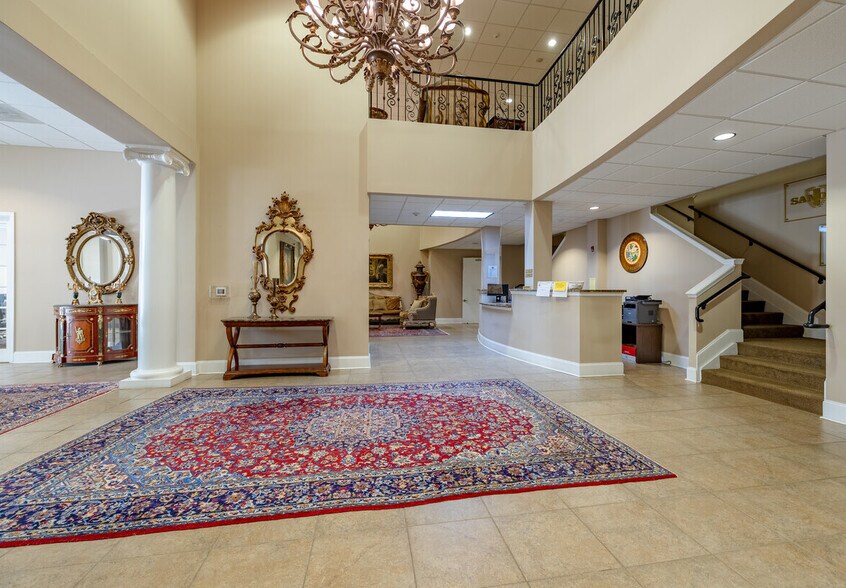 More Photos Of 4708 NW Capital Cir NW, Tallahassee Flex For Sale