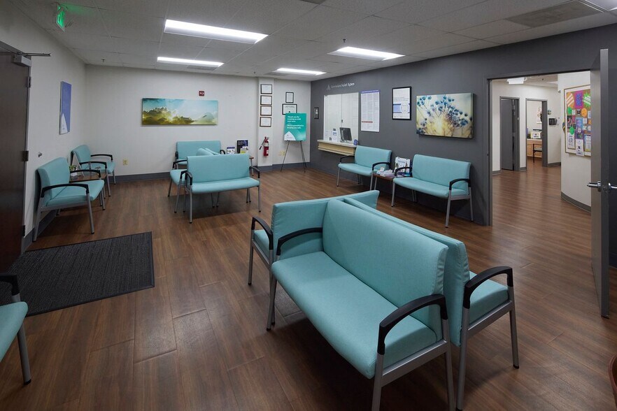 More Photos Of 700 Geipe Rd, Catonsville Medical For Lease