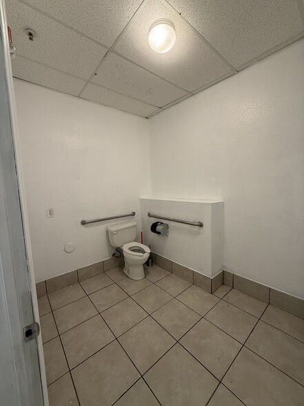 More Photos Of 7223 W 118th Pl, Broomfield Light Distribution For Lease