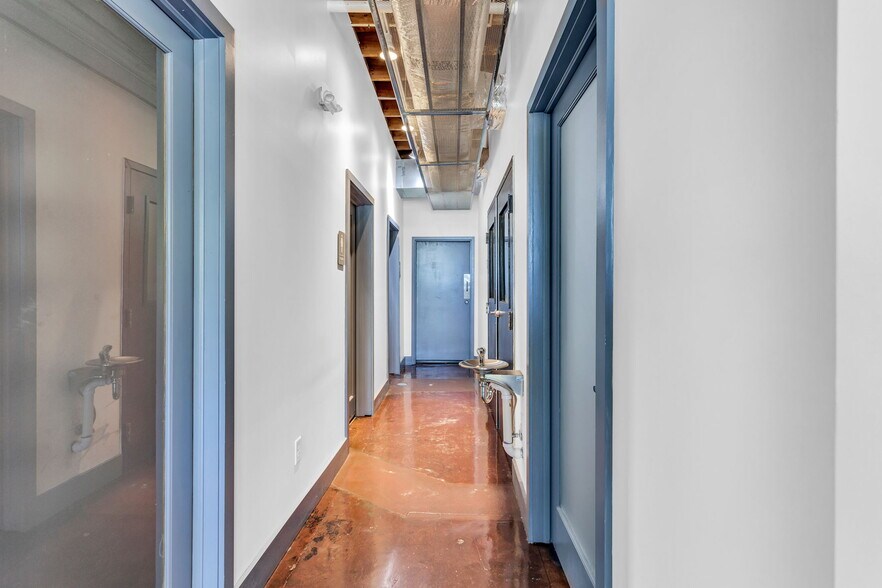 More Photos Of 12461 Veterans Memorial Hwy, Douglasville Loft Creative Space For Lease