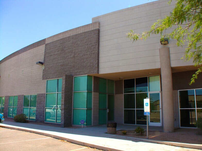 More Photos Of 3155 N Nevada St, Chandler Warehouse For Lease
