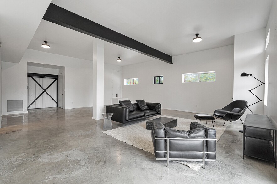 More Photos Of 1800 N Miami Ave, Miami Office For Sale