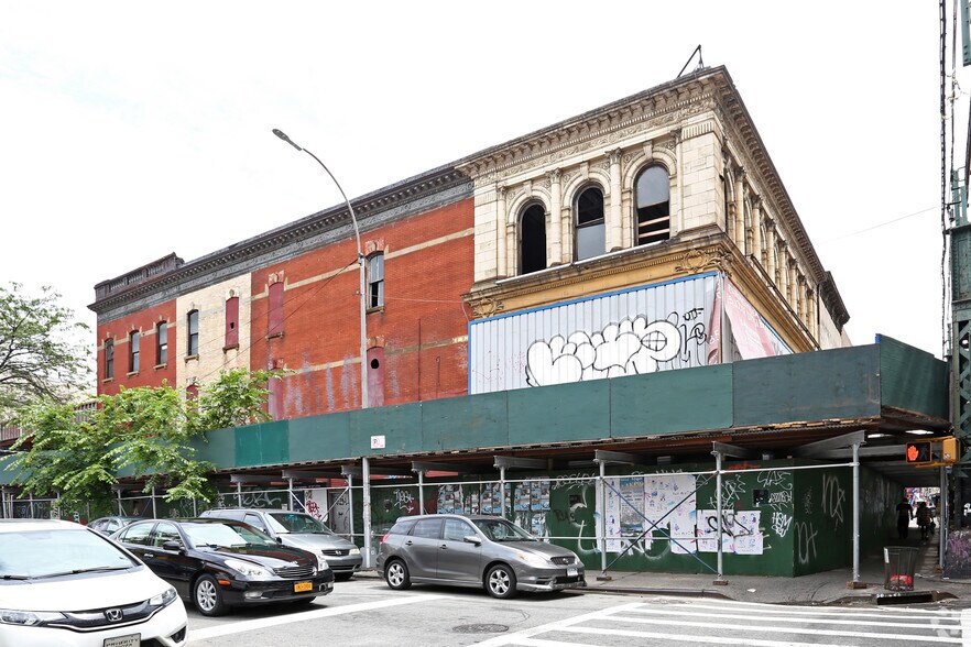 Primary Photo Of 839 Broadway, Brooklyn Freestanding For Lease