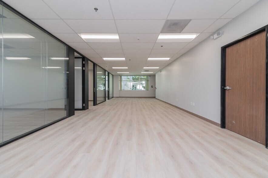 More Photos Of 9341 Irvine Blvd, Irvine Light Distribution For Lease