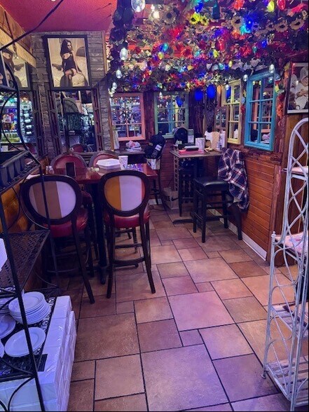 More Photos Of 8820 Lyndale Ave S, Bloomington Restaurant For Sale