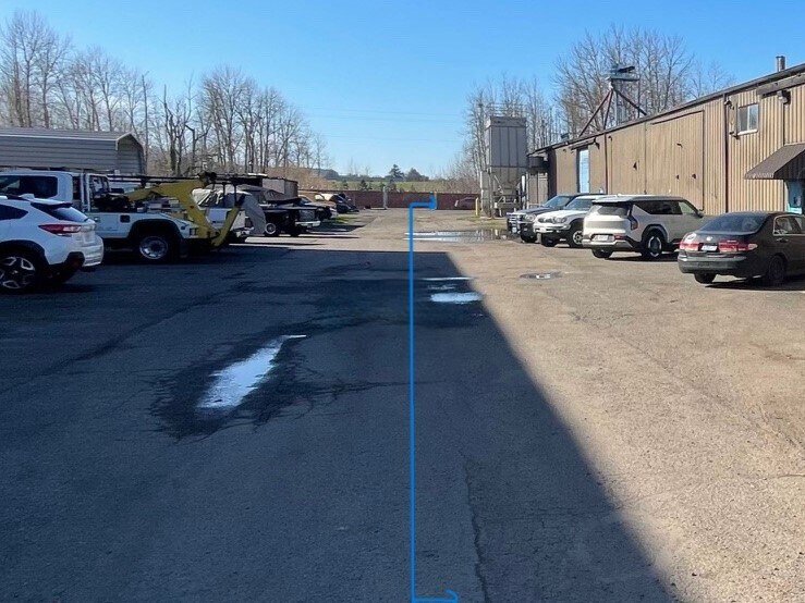 More Photos Of 4441 NE 148th Ave, Portland Warehouse For Sale
