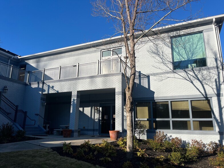 More Photos Of 2145 Duluth Hwy, Duluth Office For Lease