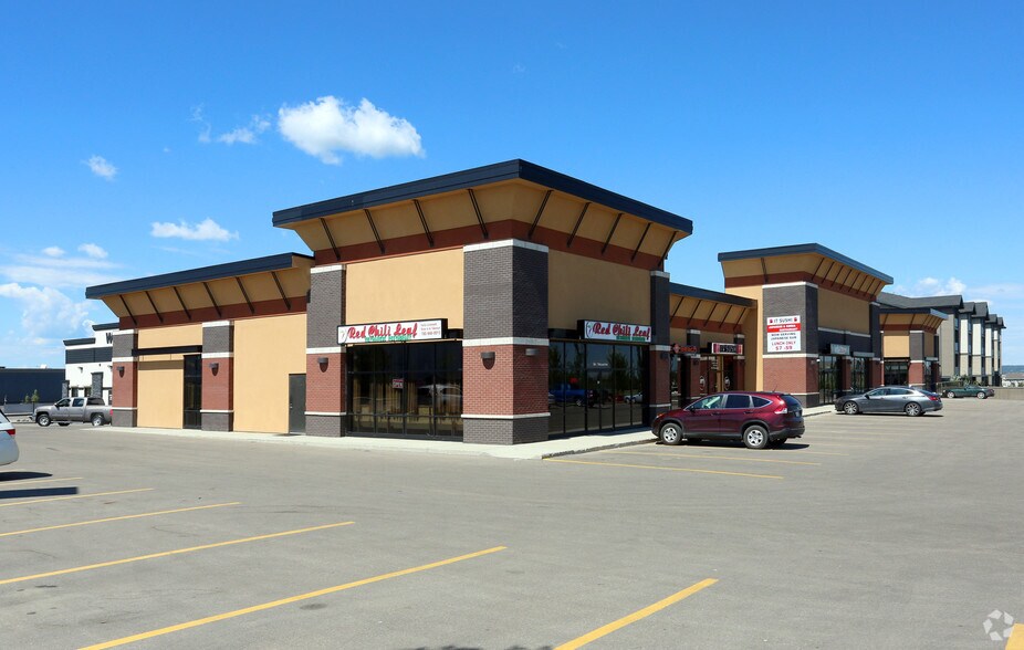 Primary Photo Of 7 McLeod Ave, Spruce Grove Storefront For Lease