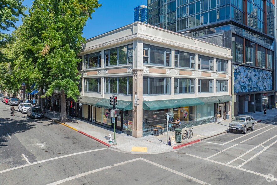 Primary Photo Of 360-362 17th St, Oakland Loft Creative Space For Lease