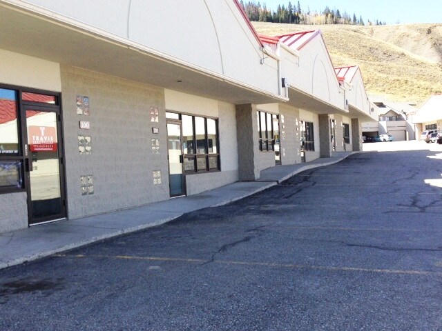More Photos Of 365 Warren Ave, Silverthorne Showroom For Lease